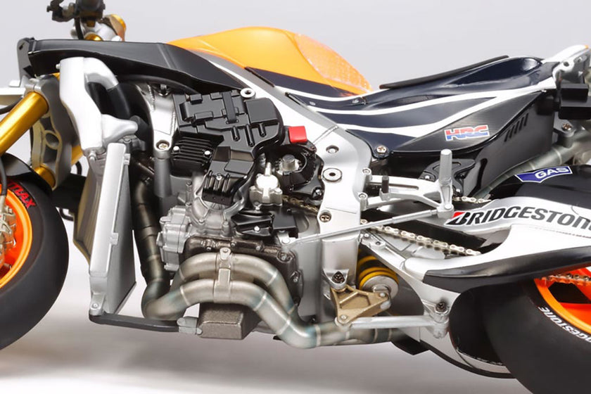 Tamiya 1/12 Repsol Honda RC213V 2014