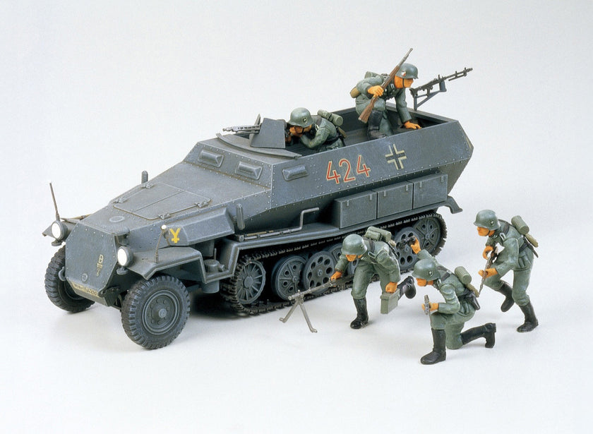 Tamiya 1/35 German Hanomag Sd.Kfz.251/1