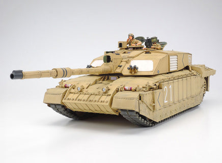 Tamiya 1/35 British MBT Challenger 2 (Desertised)