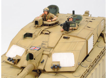 Tamiya 1/35 British MBT Challenger 2 (Desertised)