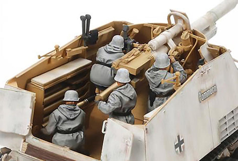 Tamiya 1/35 NASHORN HEAVY TANK DESTROYER